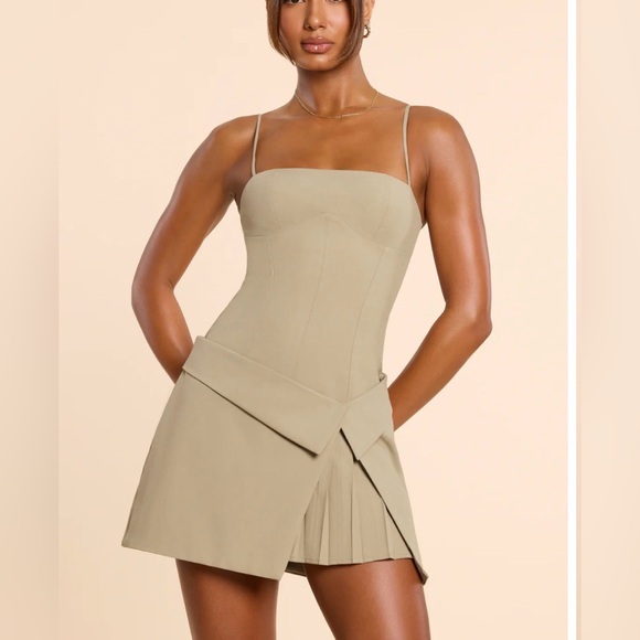 Oh Polly Dresses & Skirts - Oh Polly Bruna Woven Twill Wrap Over Pleated Mini Dress Size 4 Preppy Party Chic